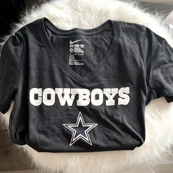 Nike Tops - Dallas Cowboys Tee Shirt